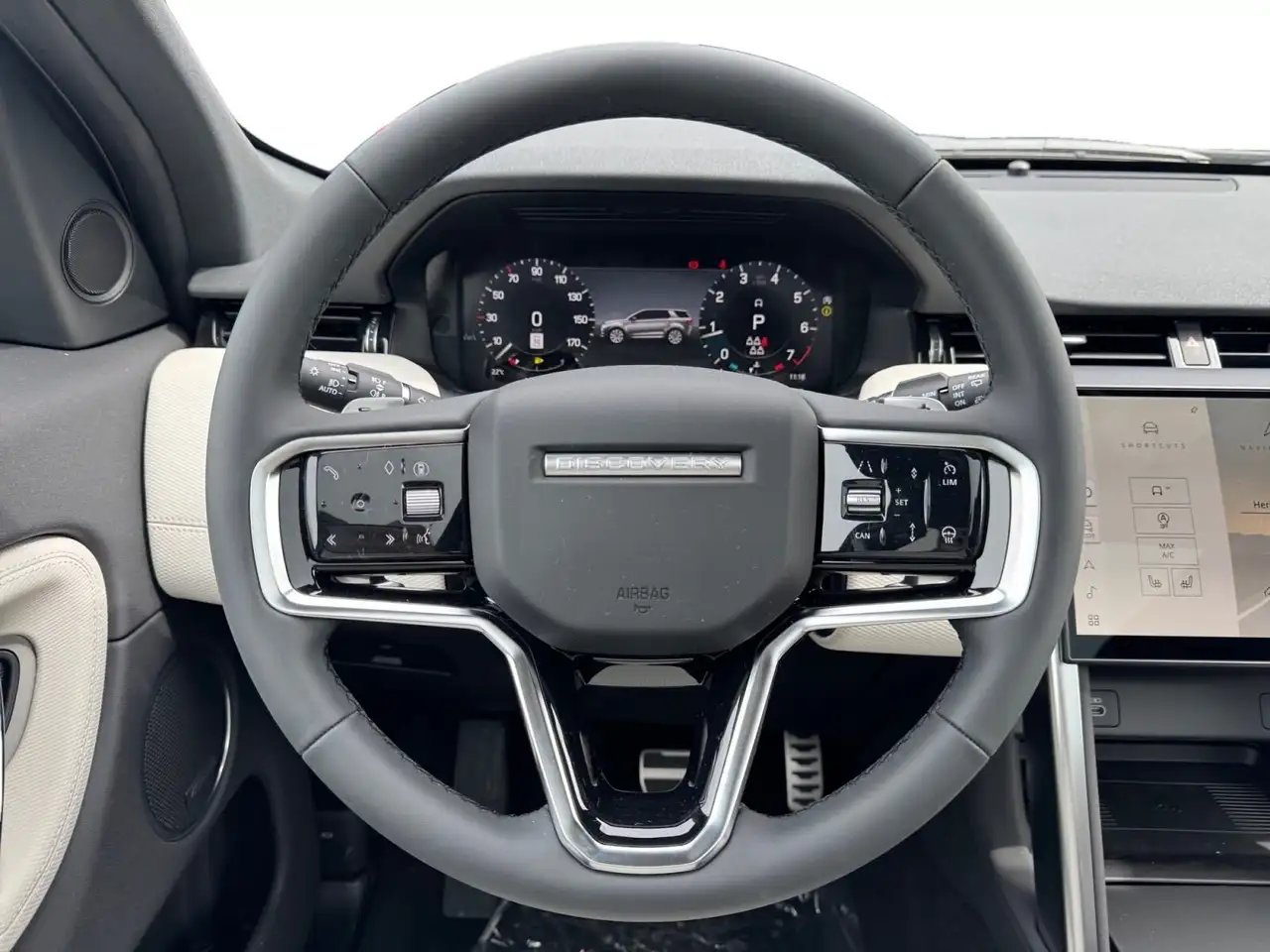 Land Rover Discovery Sport снимка Land Rover Discovery Sport