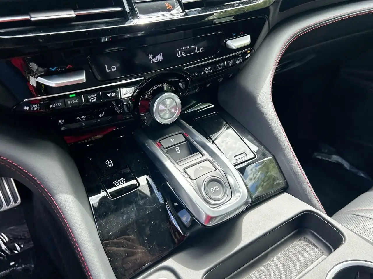 Acura MDX снимка Acura MDX