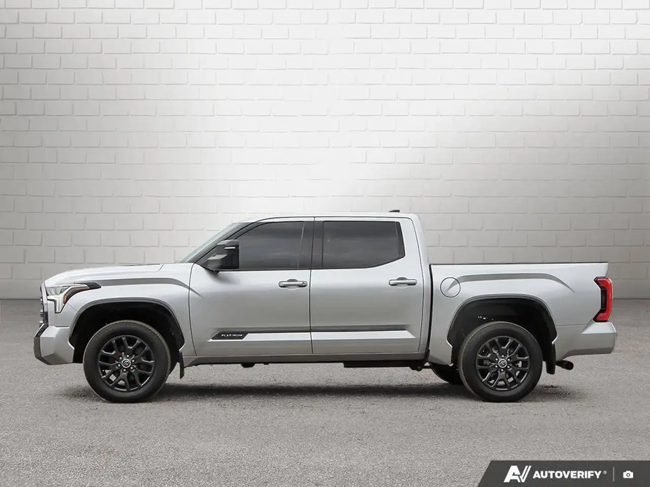 Toyota Tundra снимка Toyota Tundra