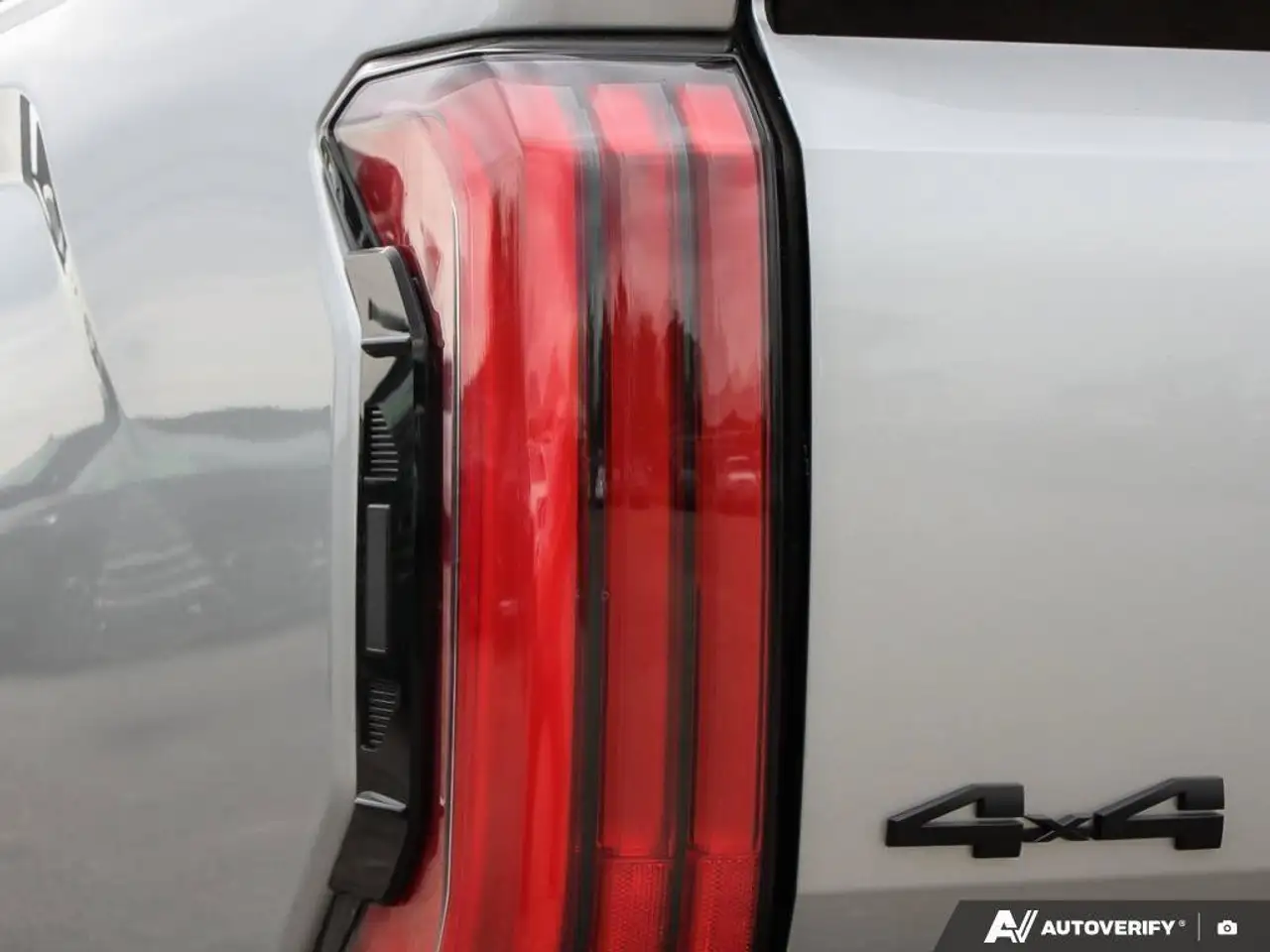 Toyota Tundra снимка Toyota Tundra