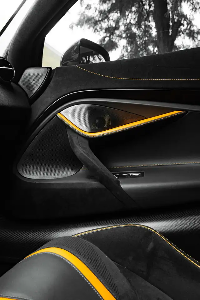 McLaren 720S снимка McLaren 720S