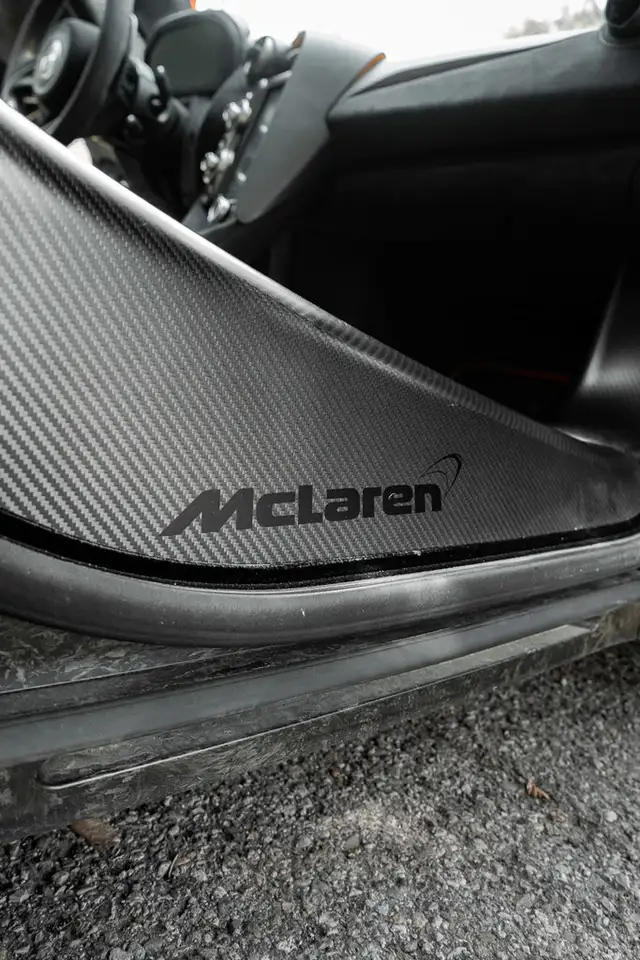 McLaren 720S снимка McLaren 720S