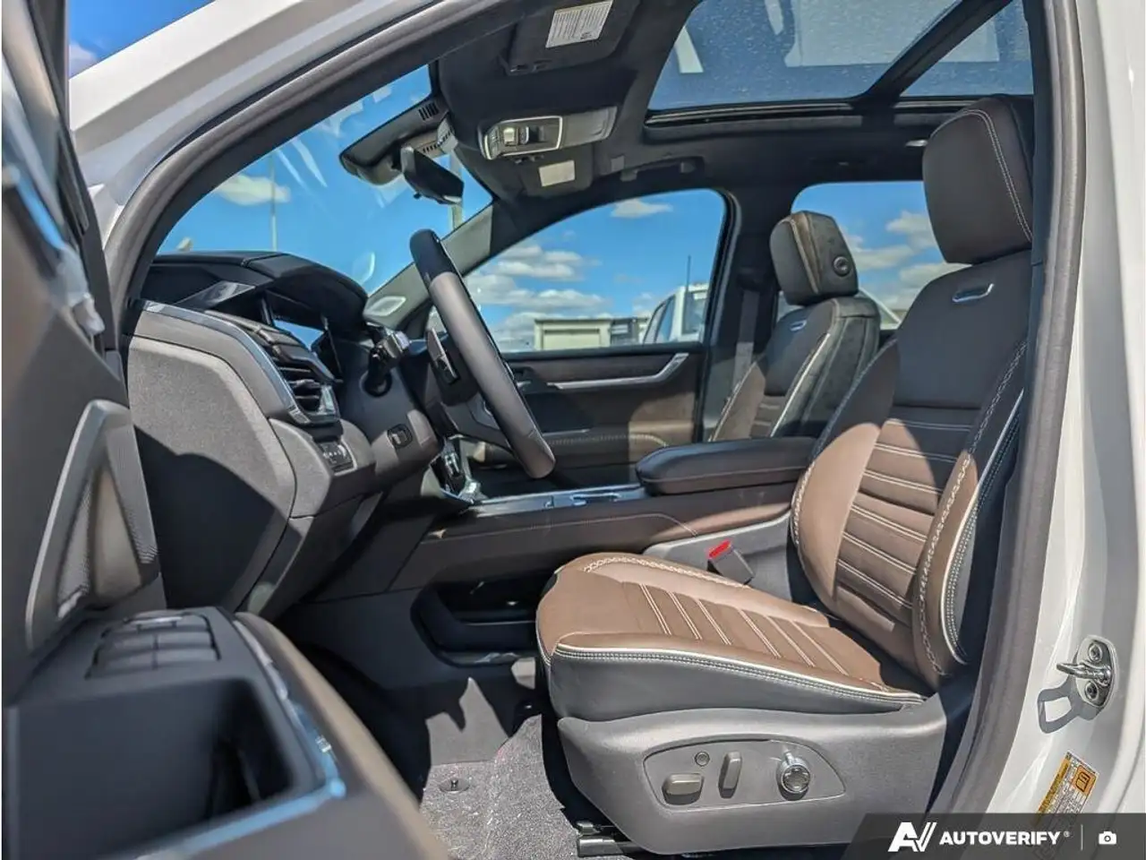 GMC Acadia снимка GMC Acadia