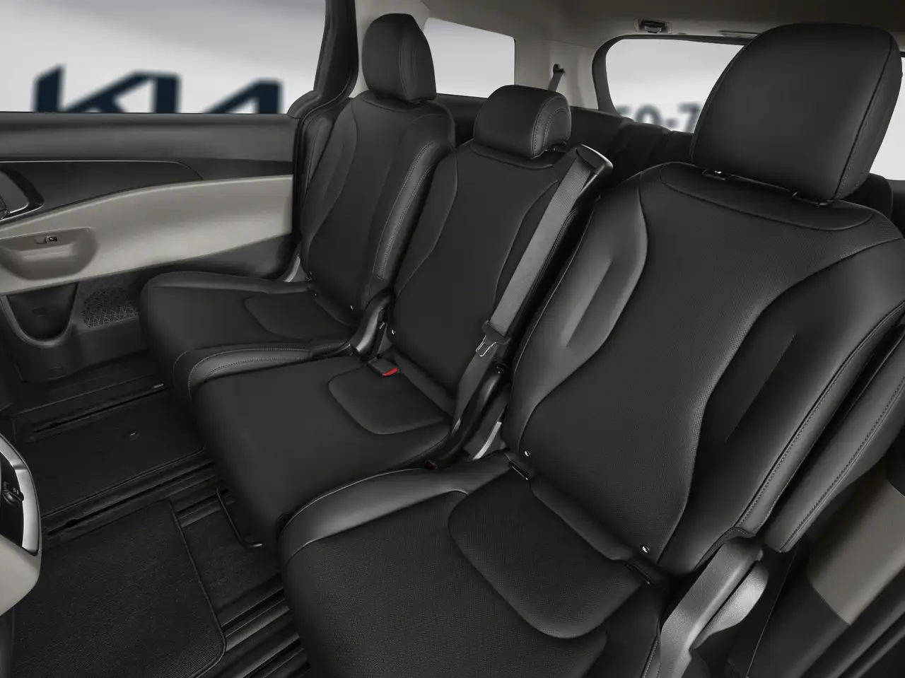 Kia Carnival photo Kia Carnival