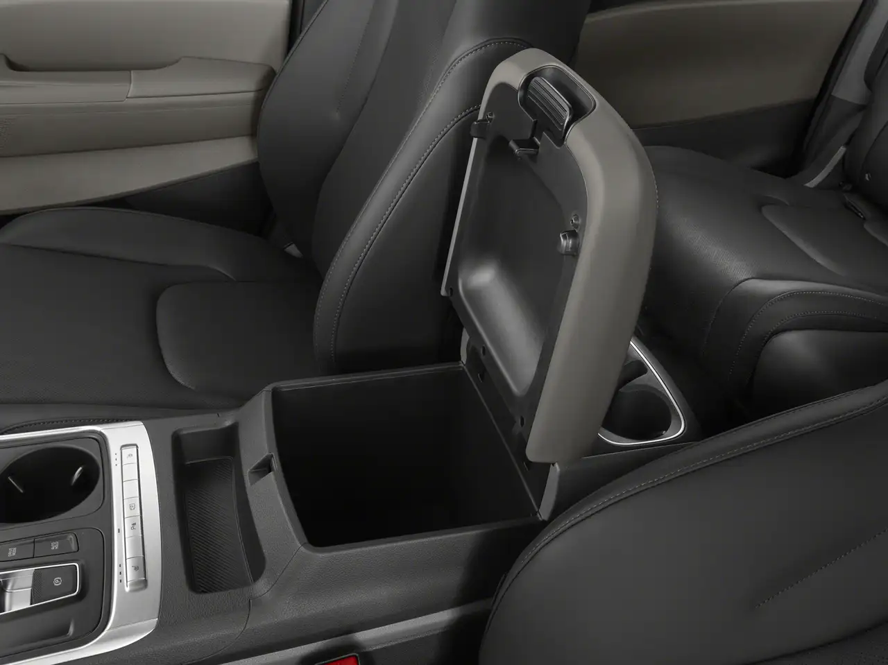 Kia Carnival photo Kia Carnival
