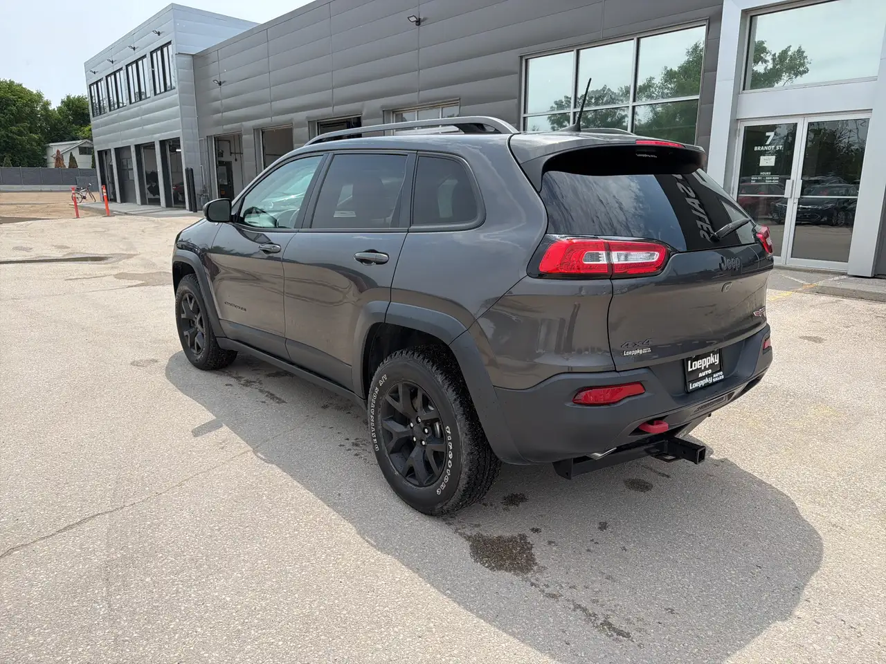 Jeep Cherokee photo Jeep Cherokee