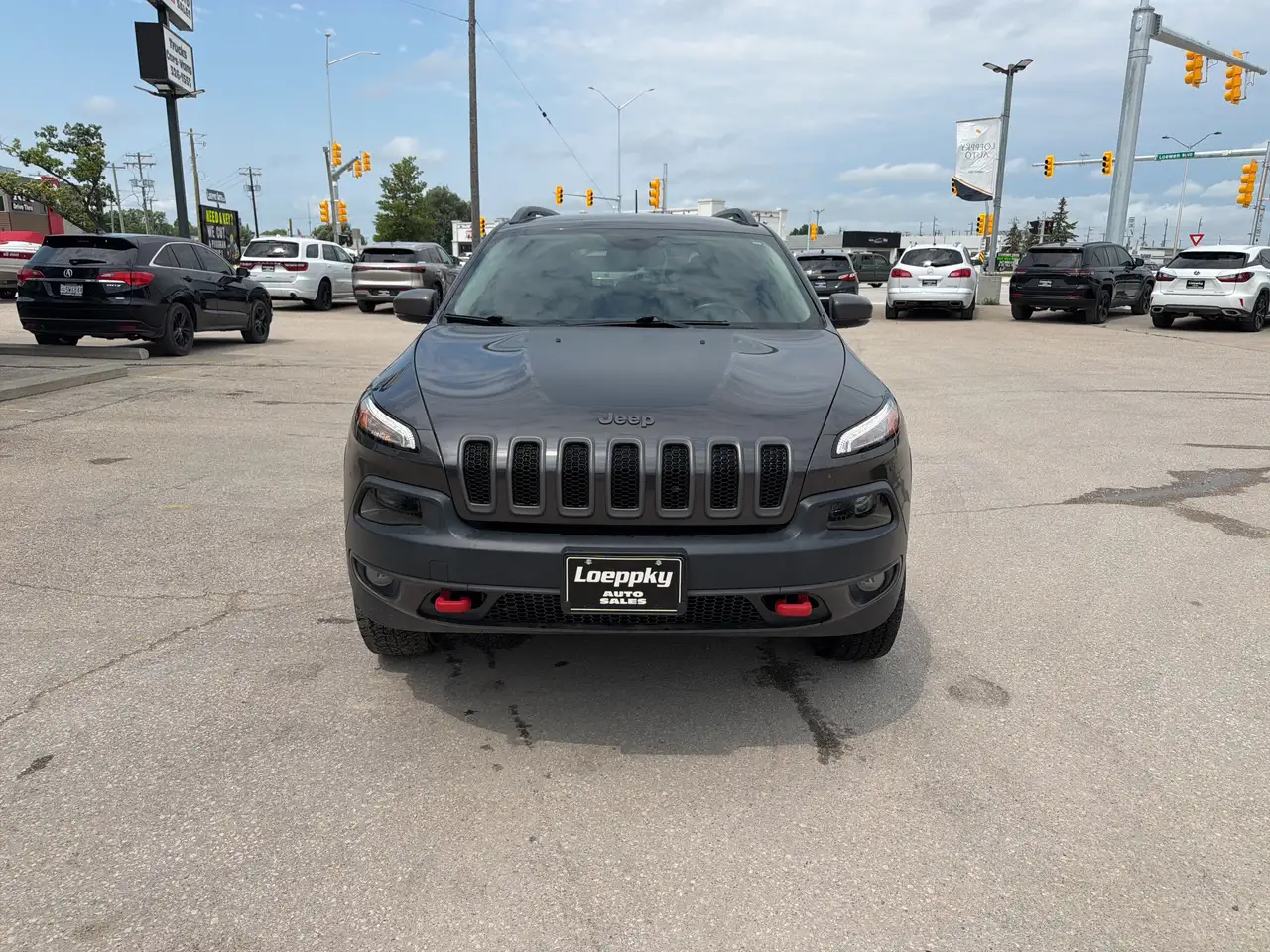 Jeep Cherokee photo Jeep Cherokee