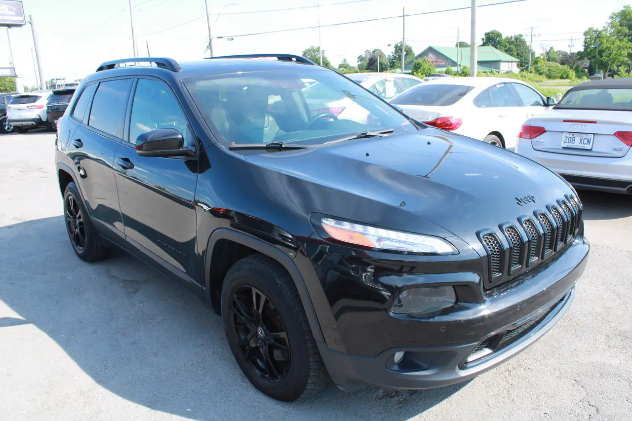 Jeep Cherokee photo Jeep Cherokee