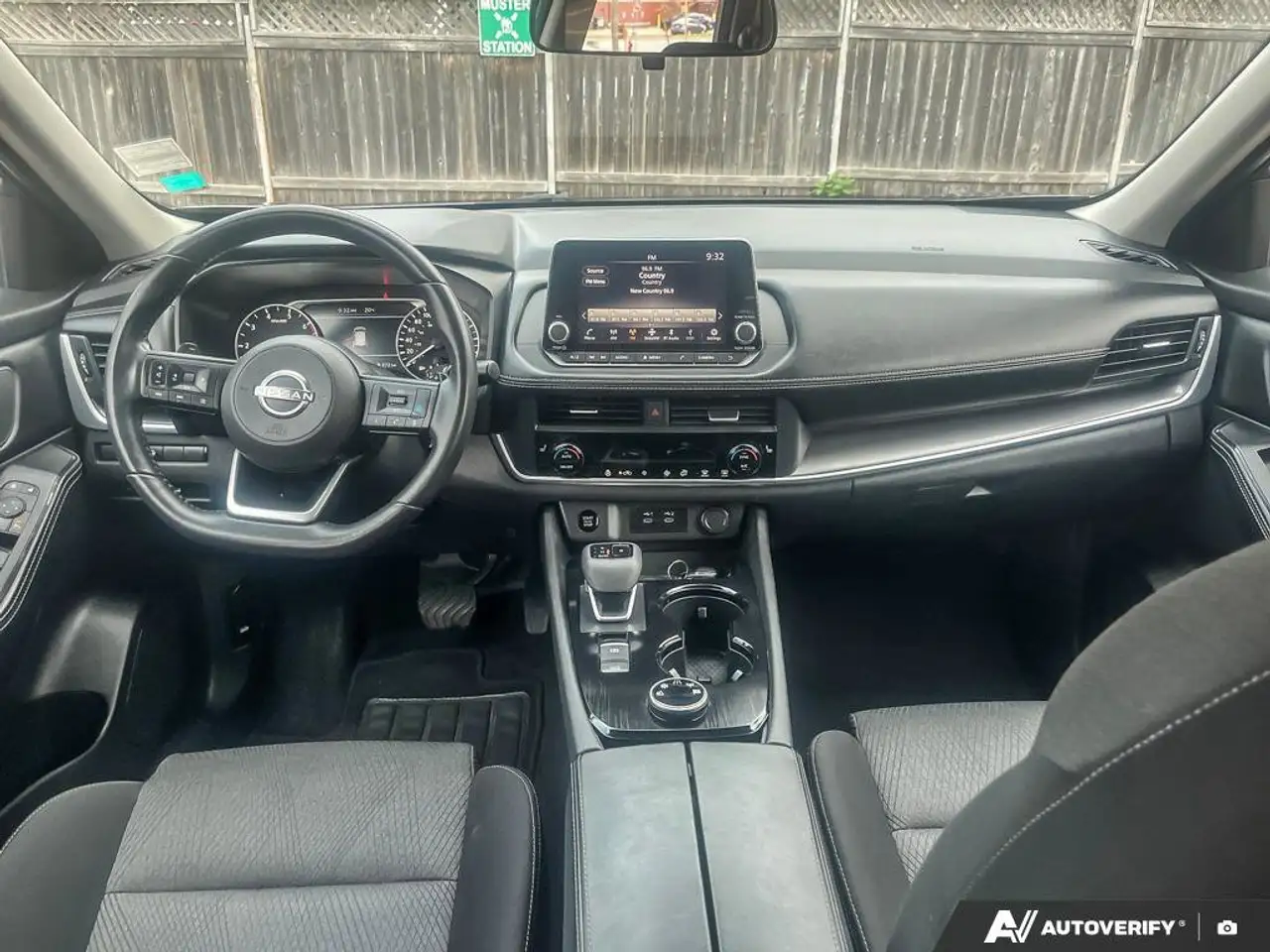Nissan Rogue photo Nissan Rogue