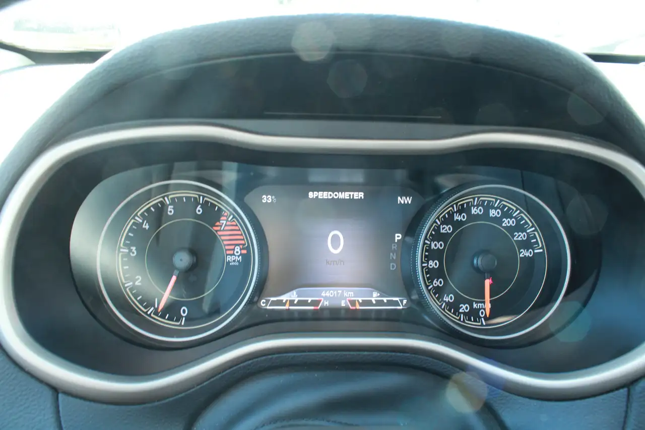 Jeep Cherokee photo Jeep Cherokee