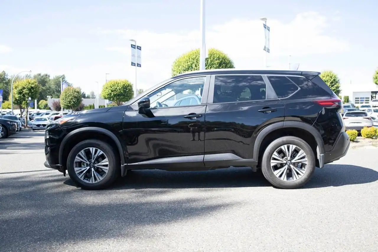 Nissan Rogue снимка Nissan Rogue