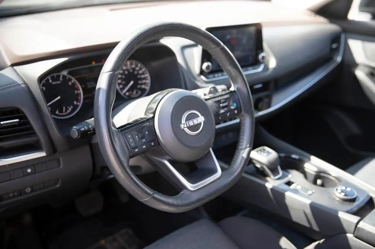 Nissan Rogue снимка Nissan Rogue