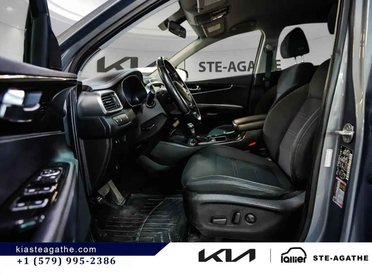 Kia Sorento photo Kia Sorento