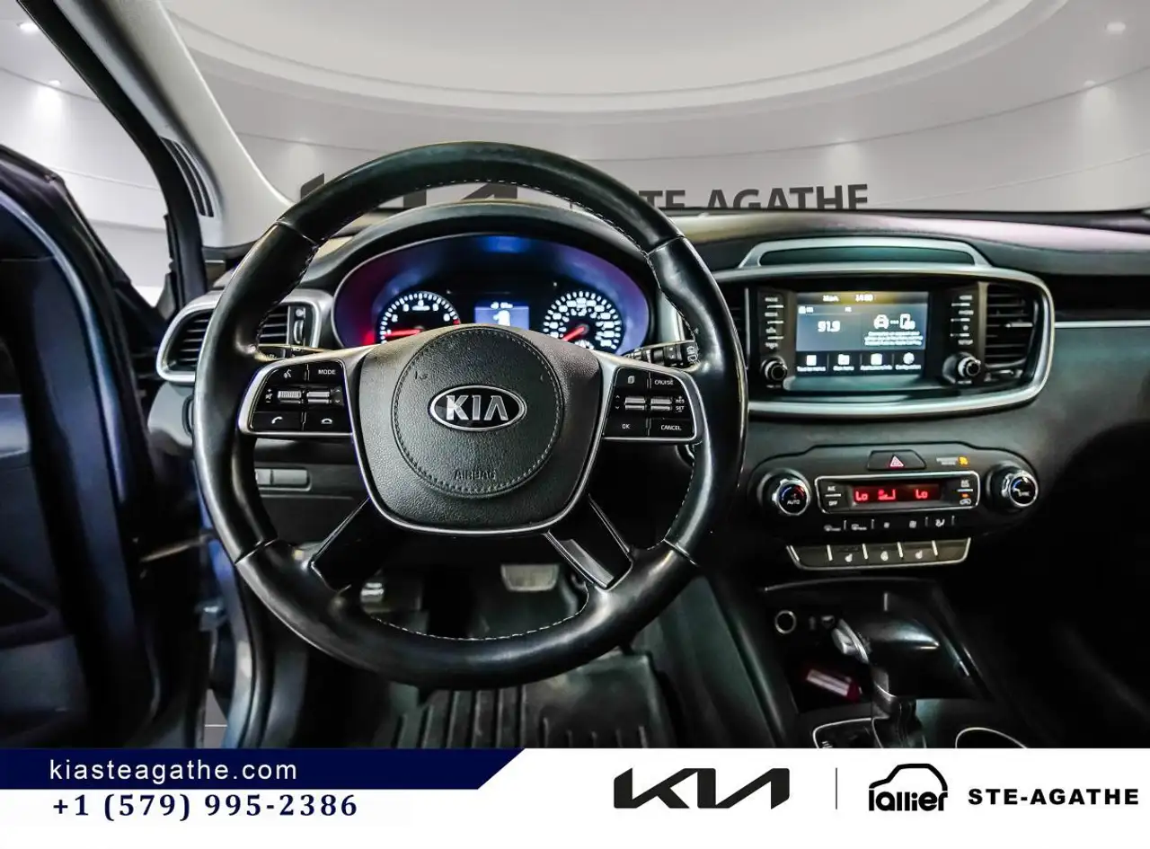 Kia Sorento photo Kia Sorento