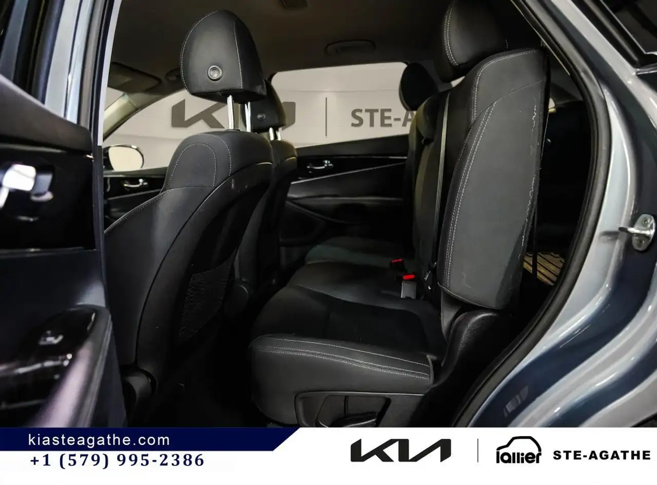 Kia Sorento photo Kia Sorento