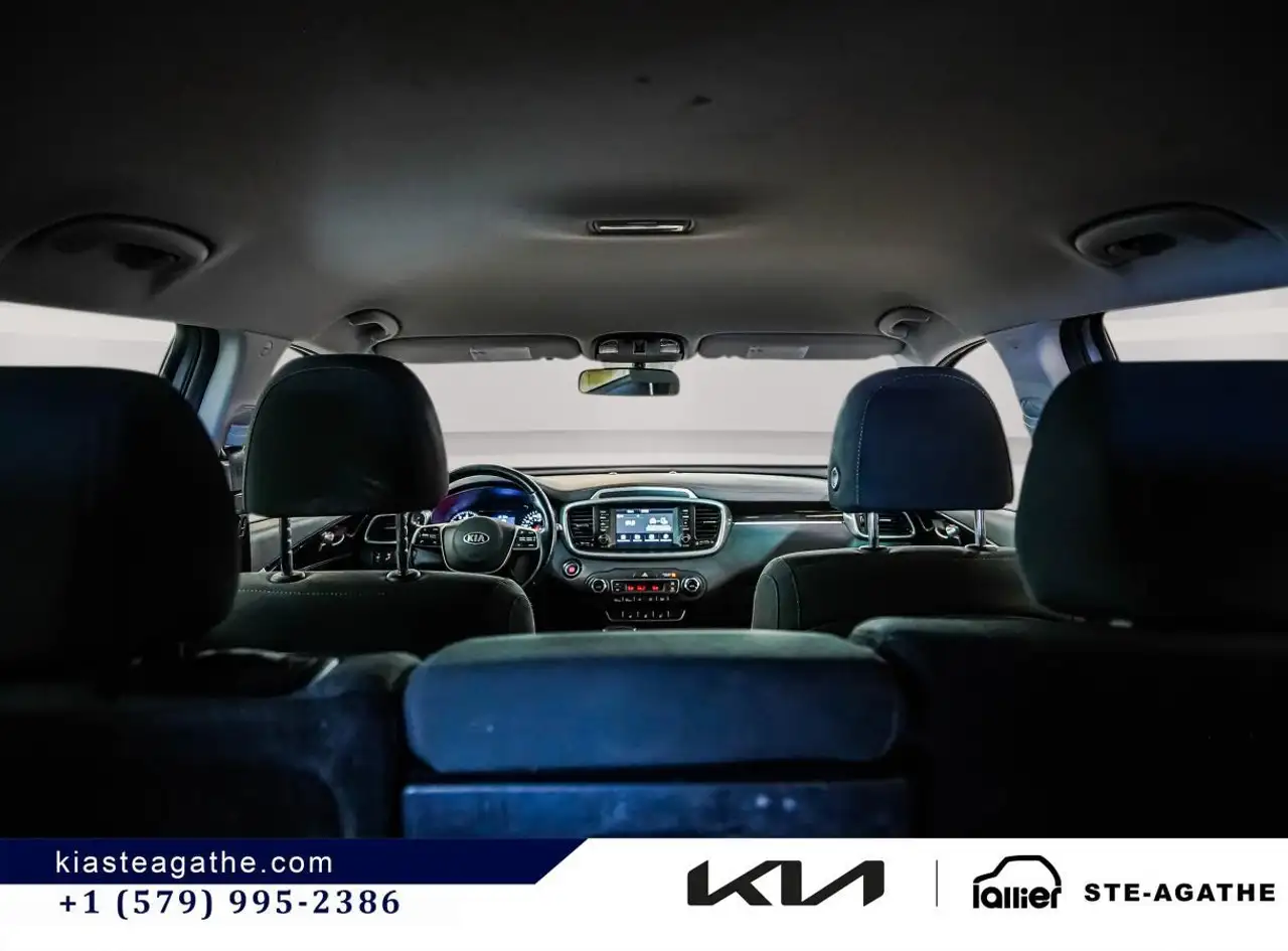 Kia Sorento photo Kia Sorento