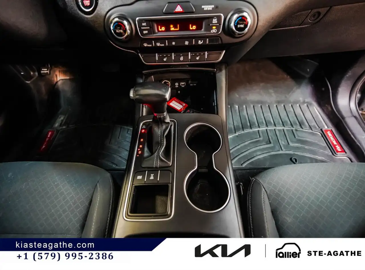 Kia Sorento photo Kia Sorento