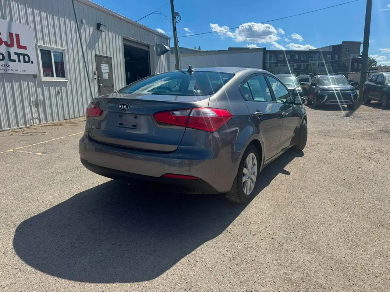 Kia Forte снимка Kia Forte