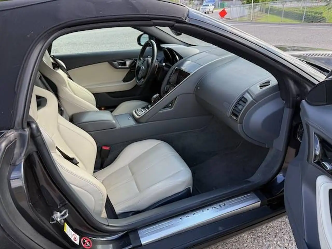 Jaguar F-Type photo Jaguar F-Type