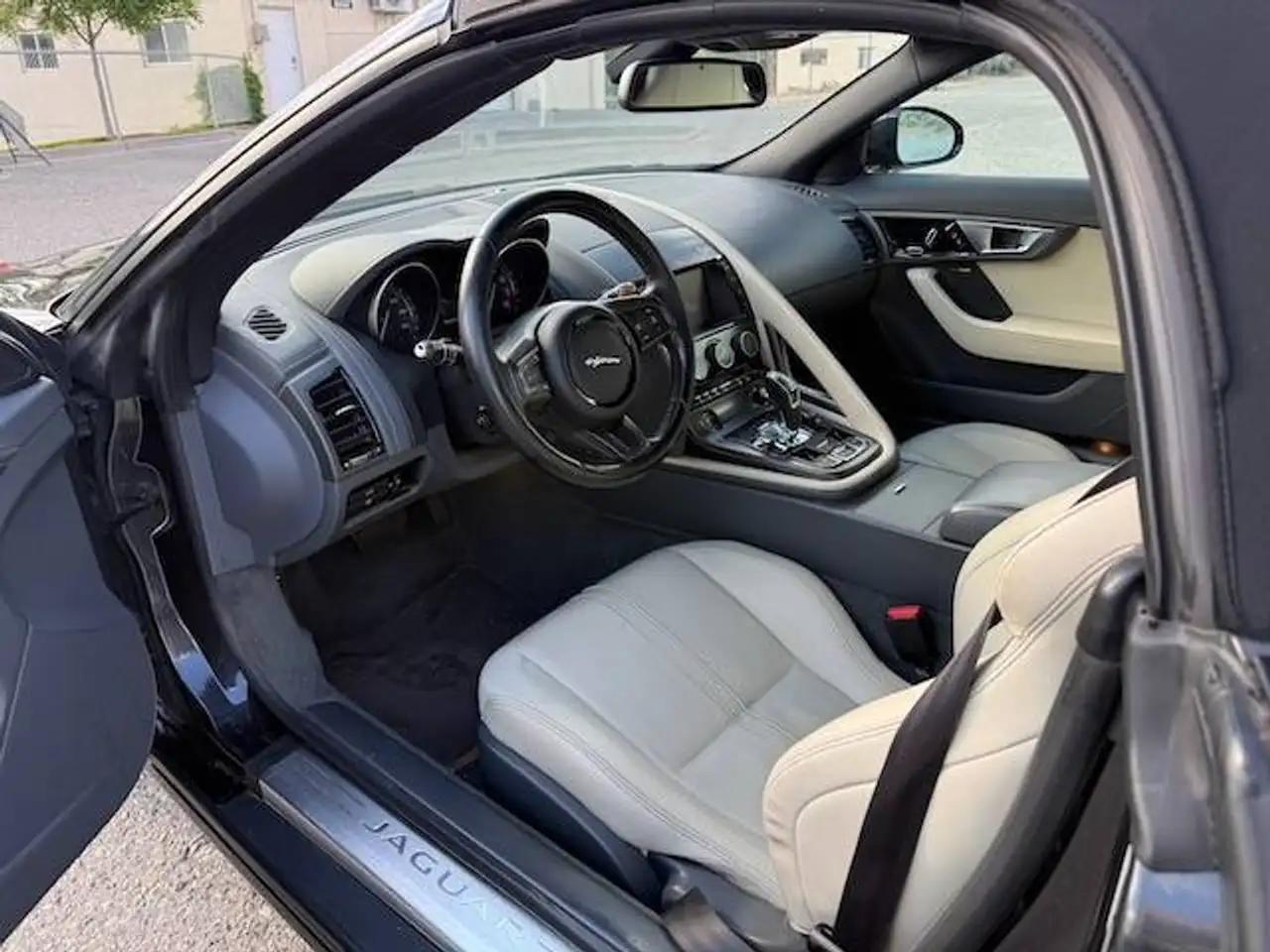 Jaguar F-Type photo Jaguar F-Type