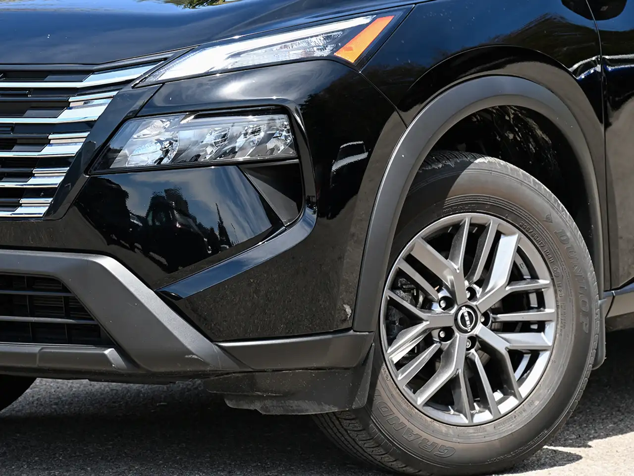 Nissan Rogue снимка Nissan Rogue