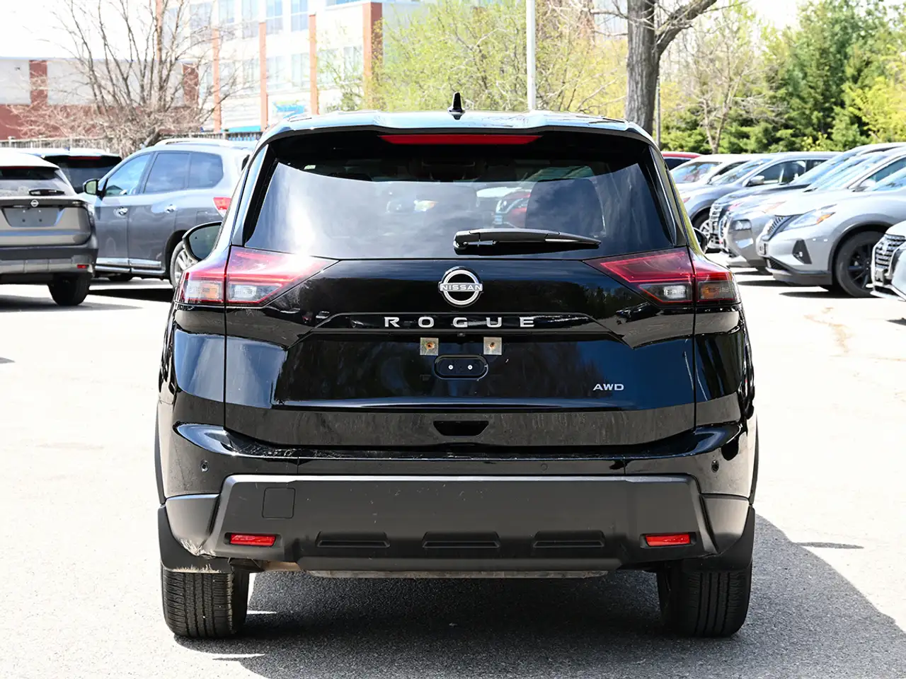 Nissan Rogue снимка Nissan Rogue