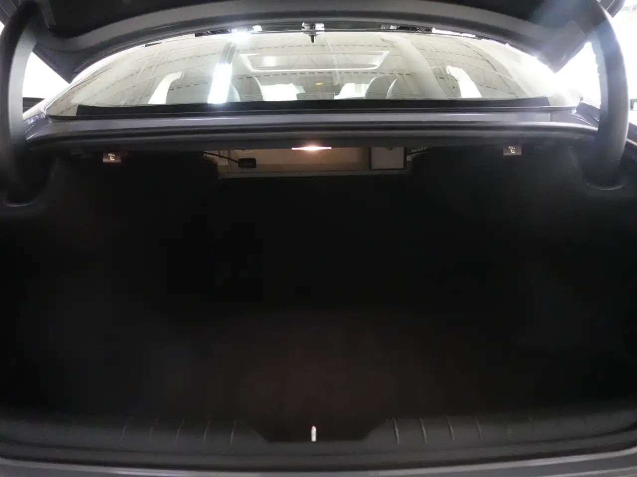 Hyundai SONATA снимка Hyundai SONATA