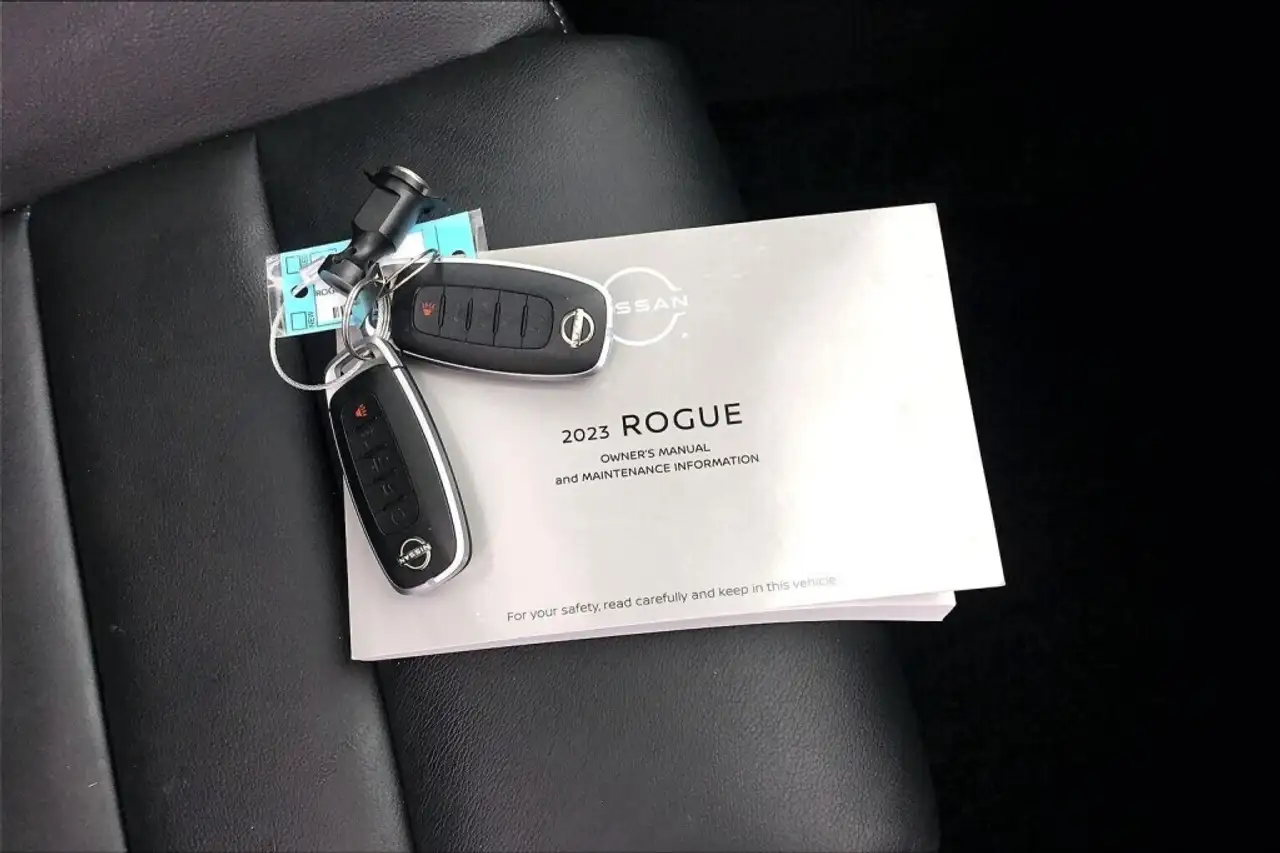 Nissan Rogue photo Nissan Rogue