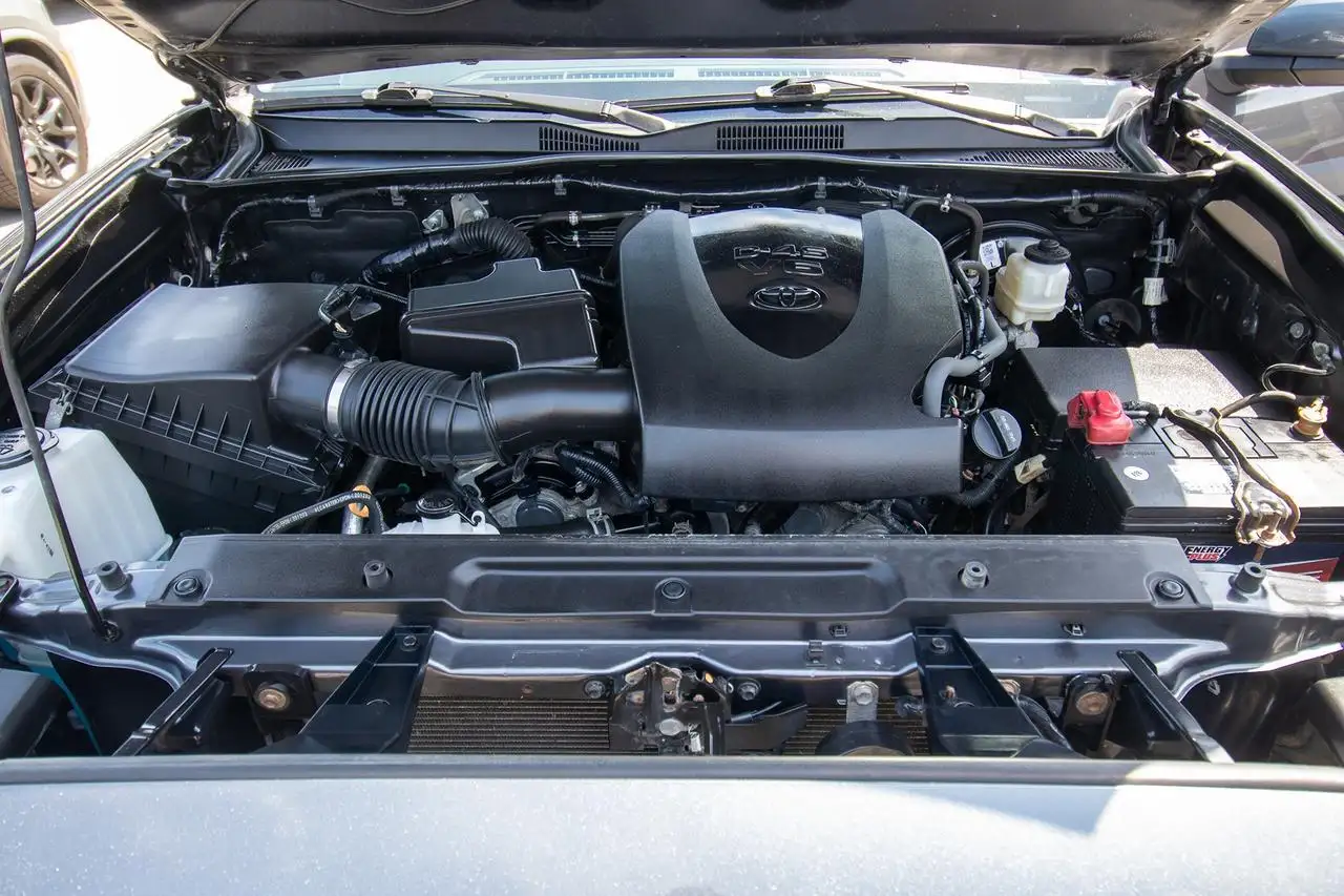 Toyota Tacoma снимка Toyota Tacoma
