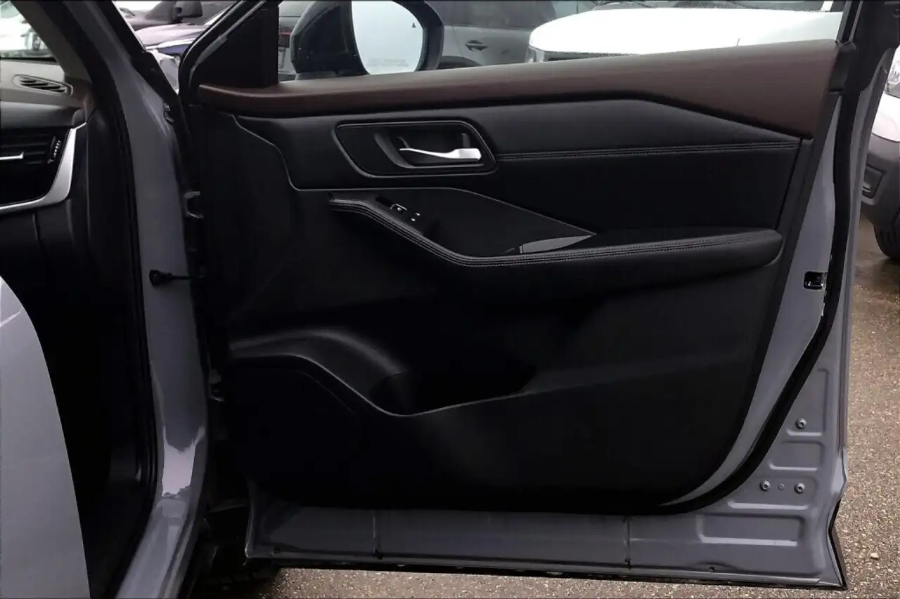 Nissan Rogue photo Nissan Rogue