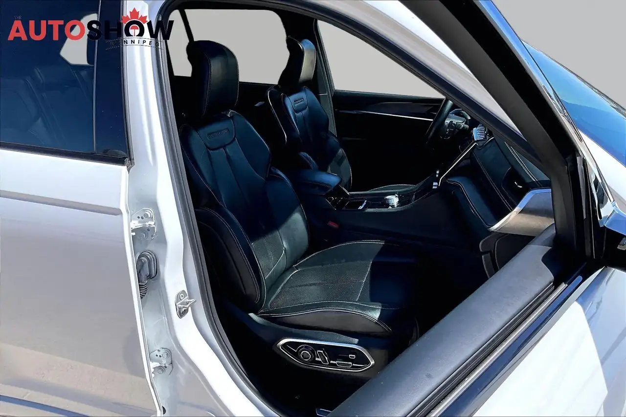 Jeep Grand Cherokee fotografie Jeep Grand Cherokee