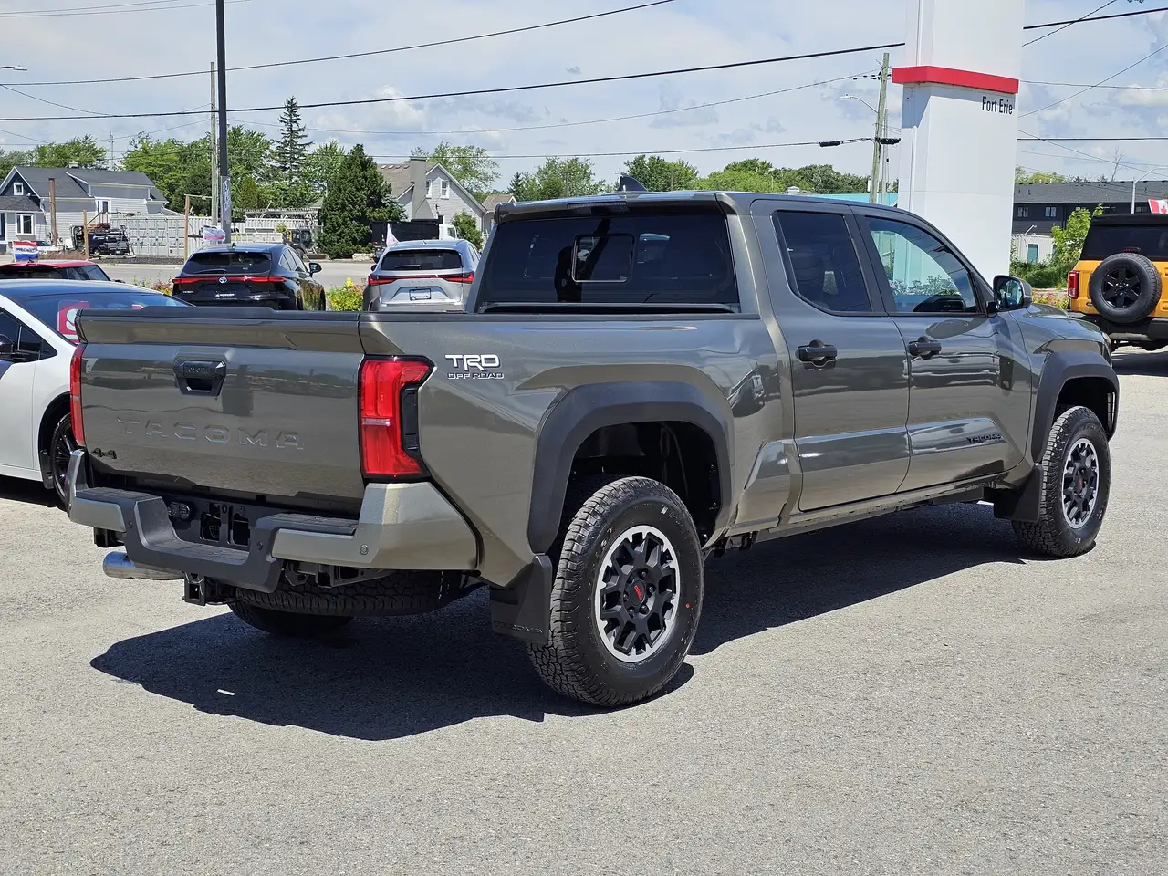 Toyota Tacoma photo Toyota Tacoma
