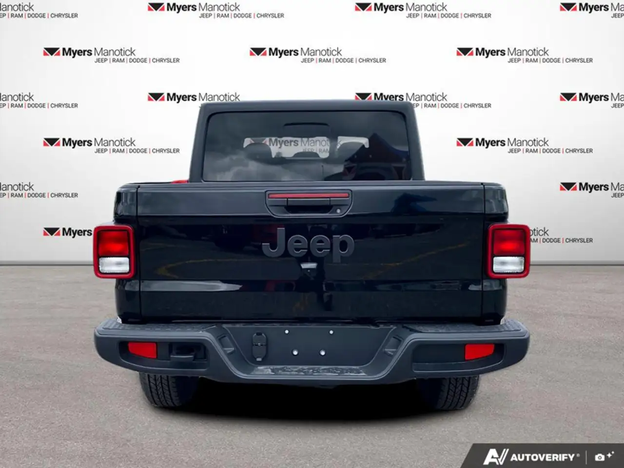 Jeep Gladiator снимка Jeep Gladiator