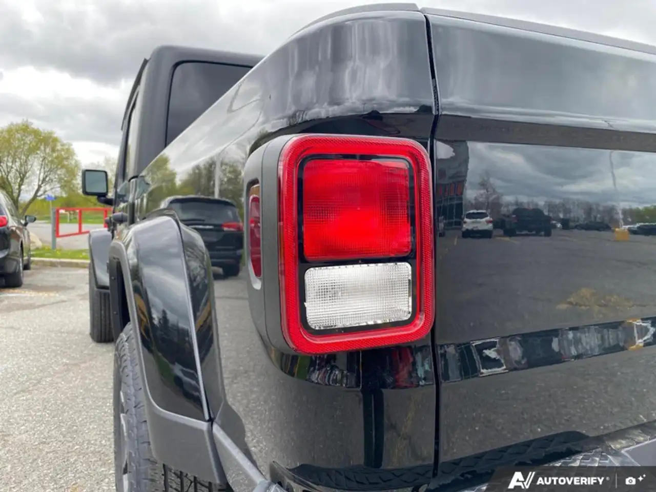 Jeep Gladiator снимка Jeep Gladiator