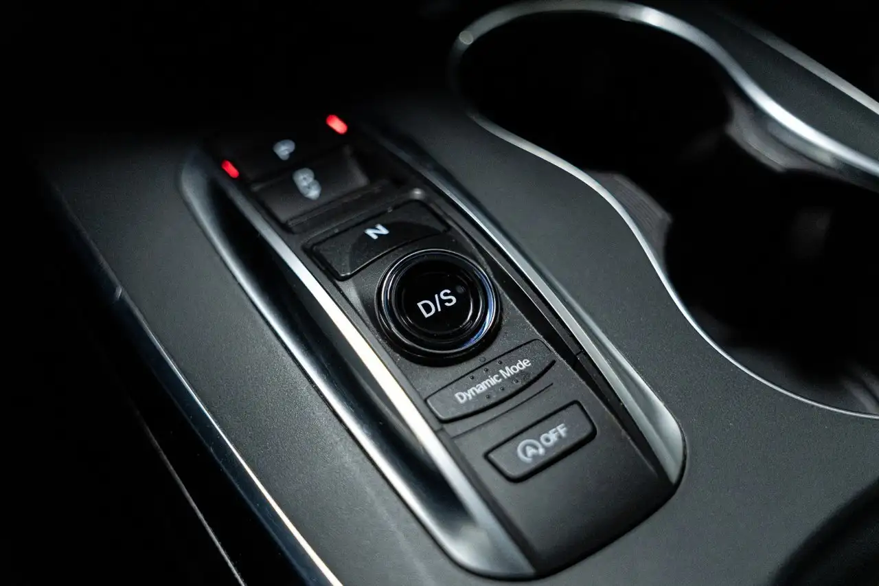 Acura MDX снимка Acura MDX