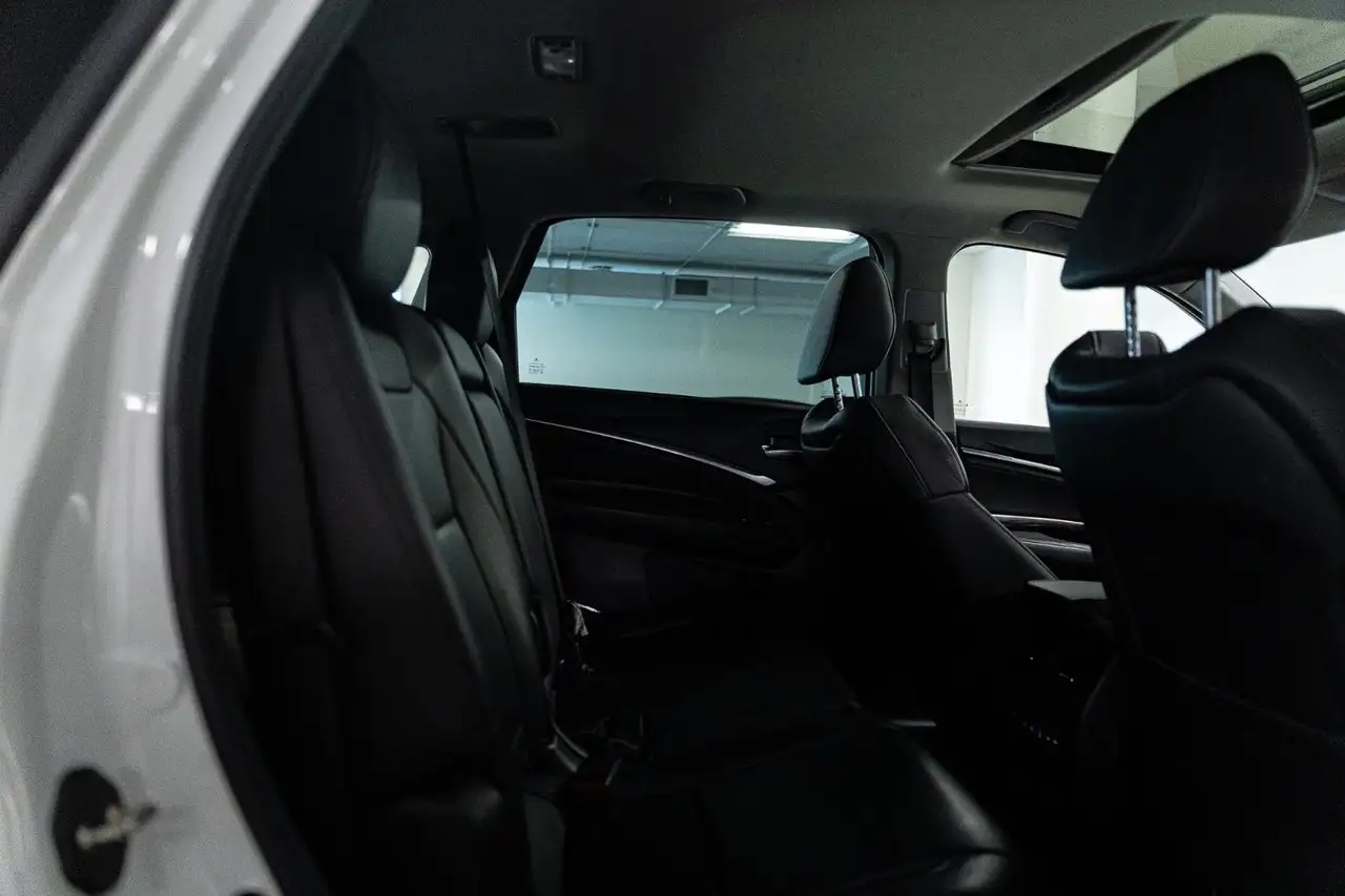 Acura MDX снимка Acura MDX