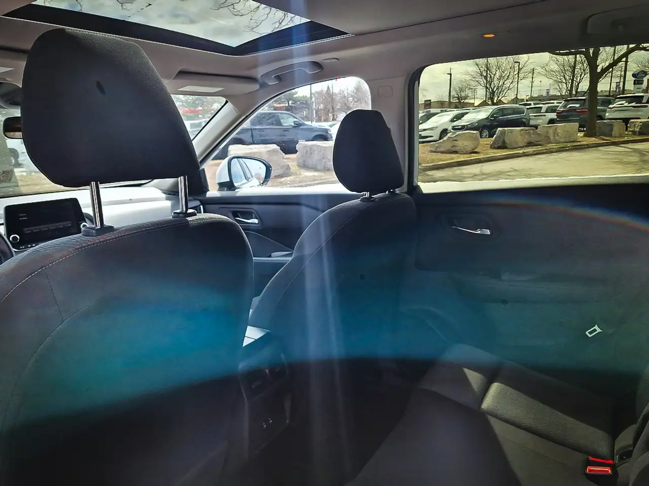 Nissan Rogue снимка Nissan Rogue
