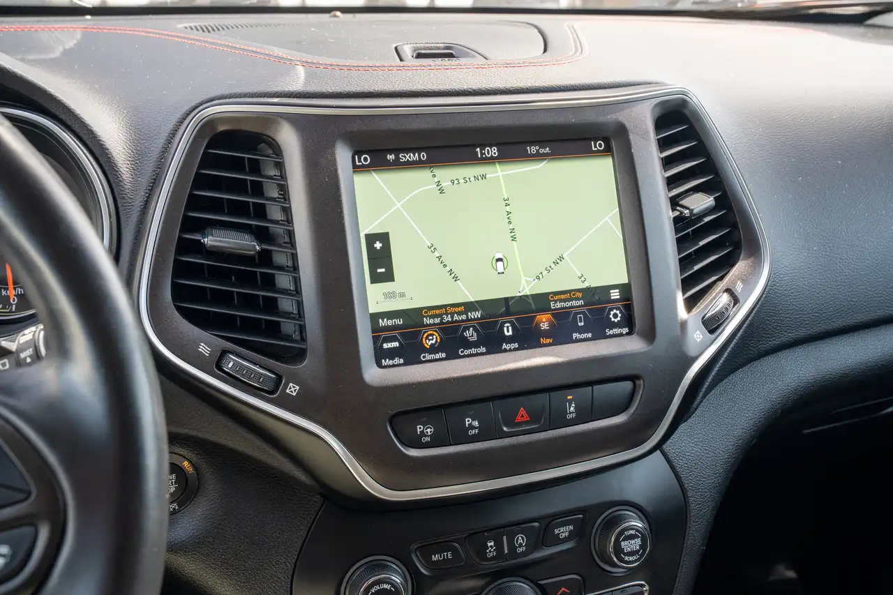Jeep Cherokee снимка Jeep Cherokee