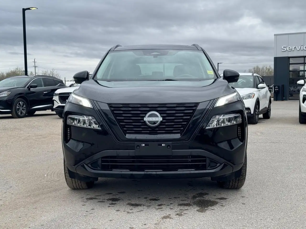Nissan Rogue снимка Nissan Rogue