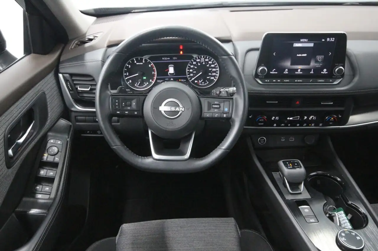 Nissan Rogue снимка Nissan Rogue