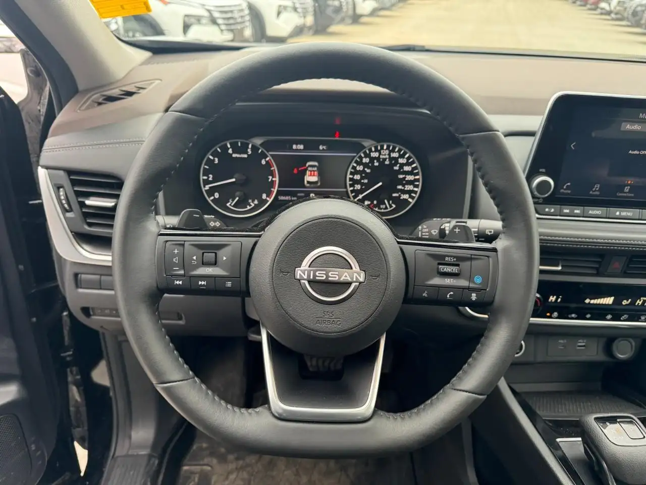 Nissan Rogue снимка Nissan Rogue