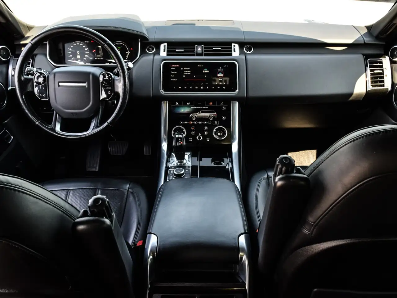 Land Rover Range Rover Sport photo Land Rover Range Rover Sport