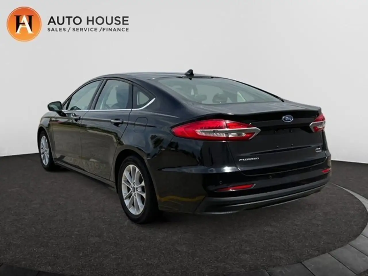Ford Fusion Hybrid снимка Ford Fusion Hybrid