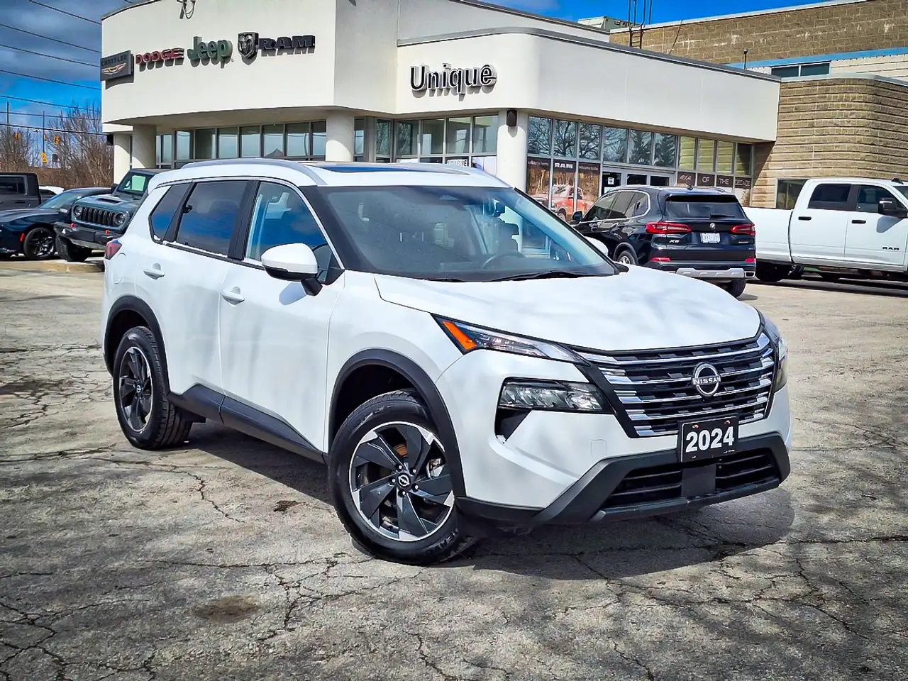 Nissan Rogue снимка Nissan Rogue