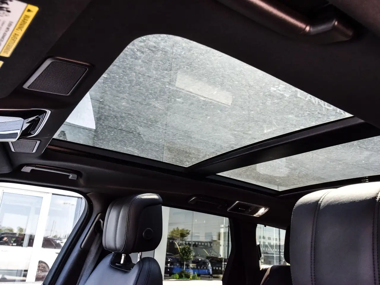 Land Rover Range Rover Sport photo Land Rover Range Rover Sport