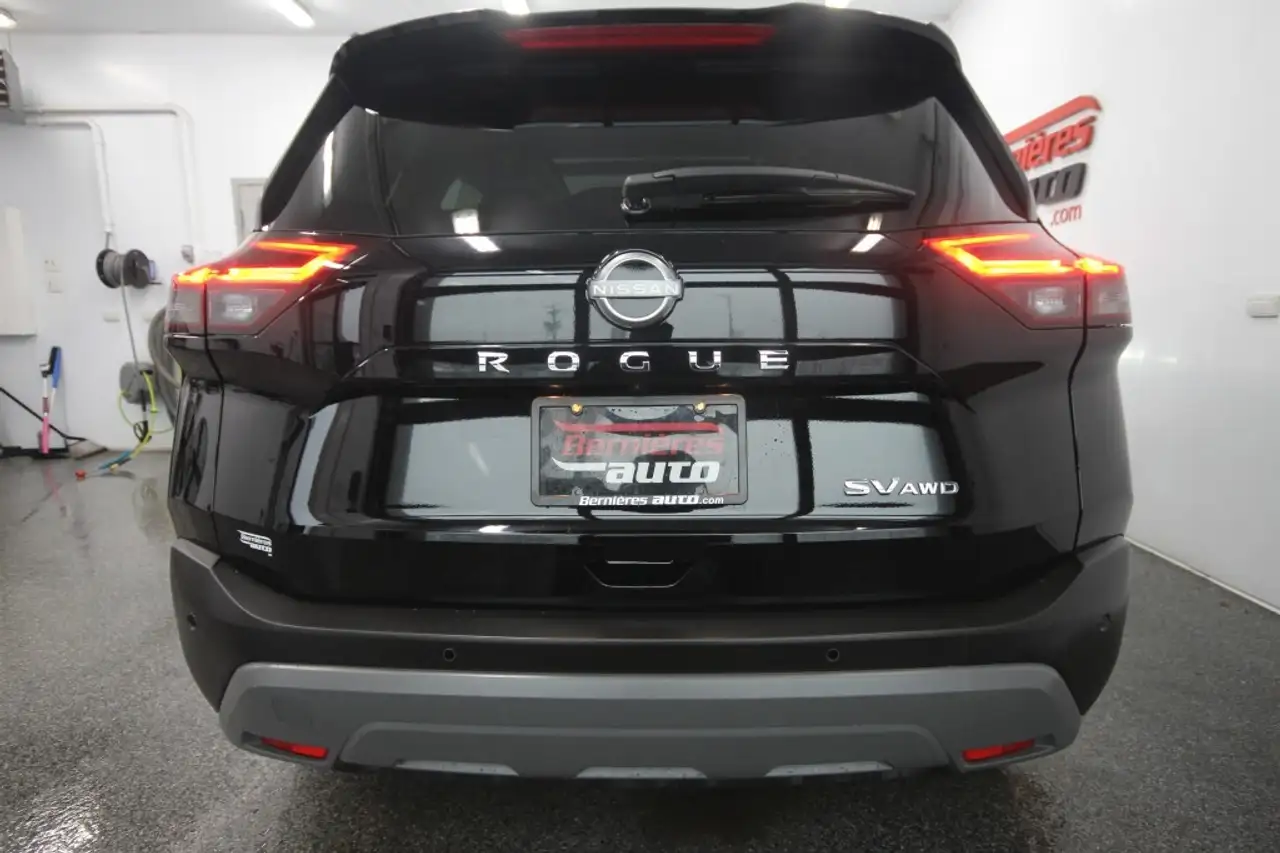 Nissan Rogue снимка Nissan Rogue
