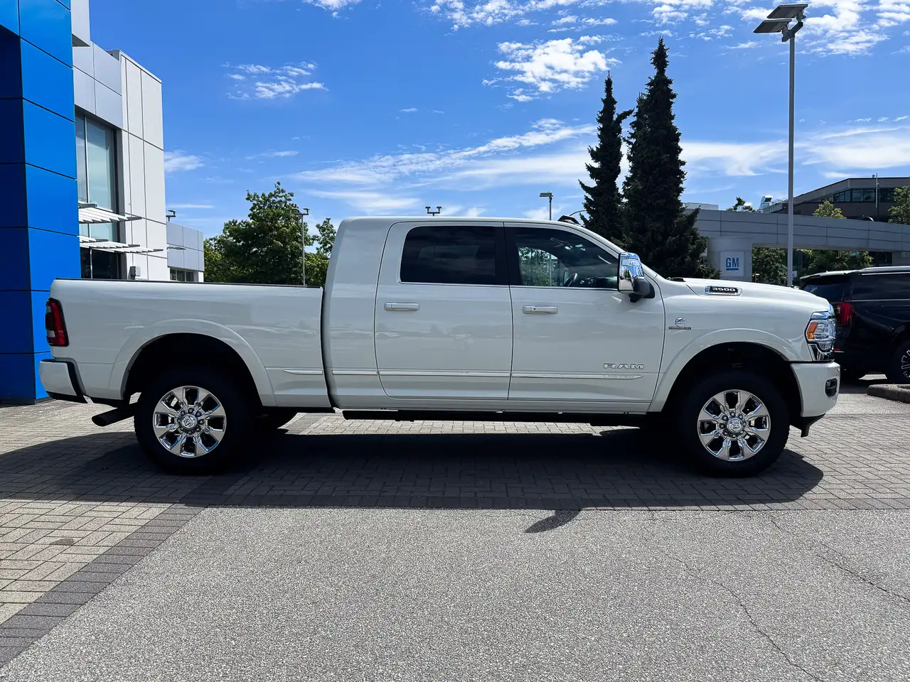 RAM 3500 photo RAM 3500