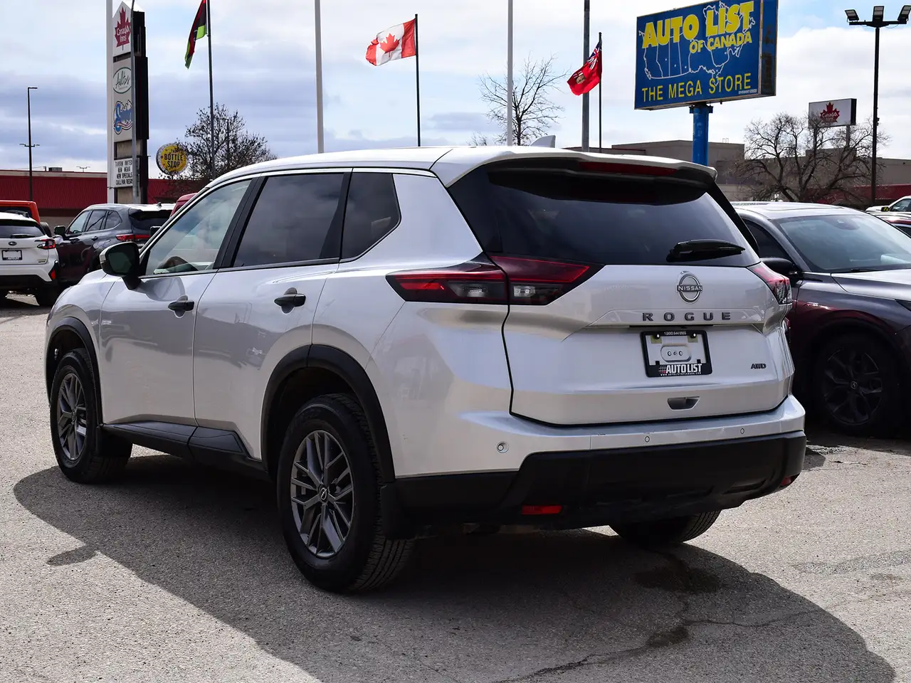 Nissan Rogue fotografie Nissan Rogue