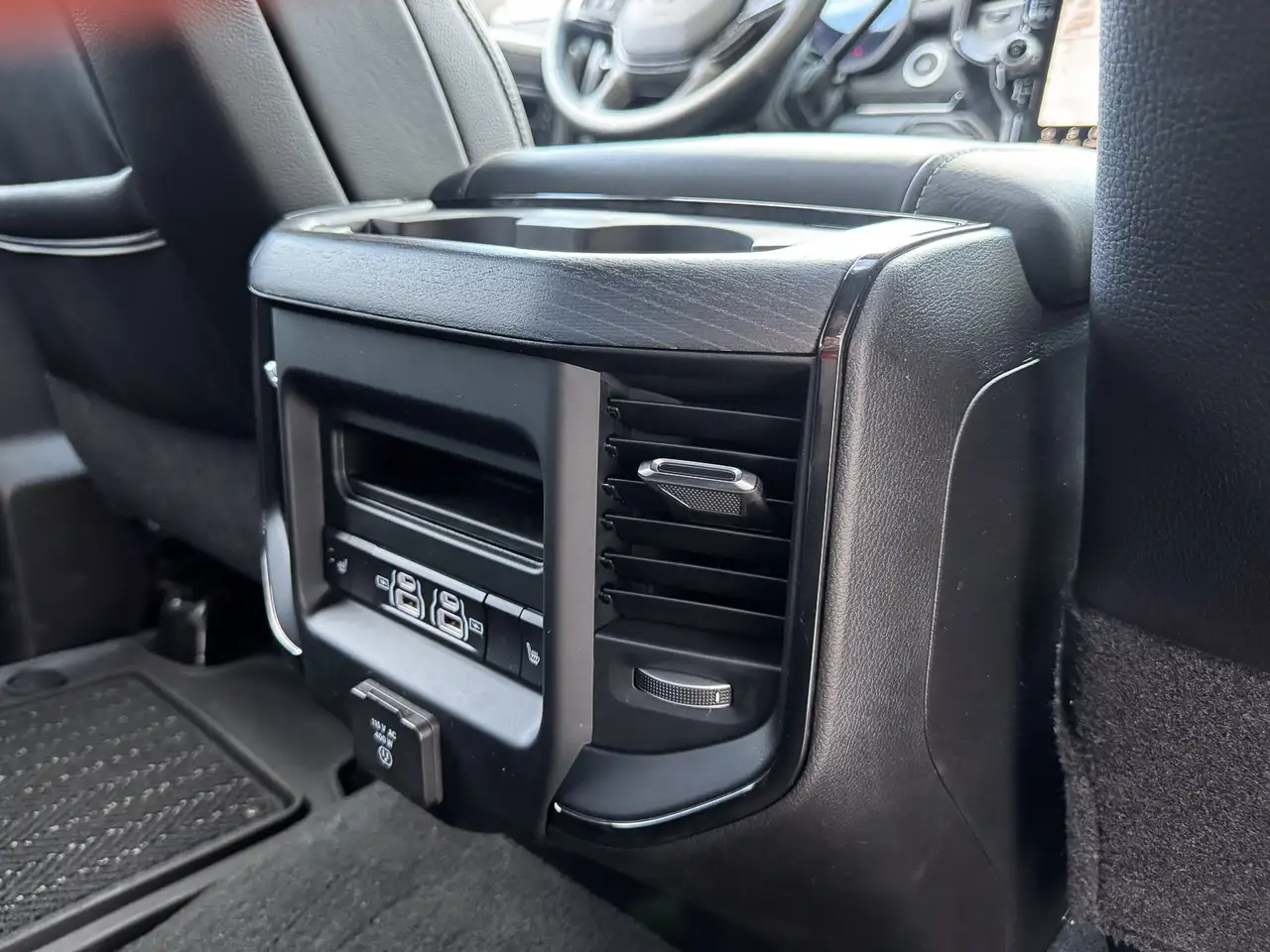 RAM 3500 photo RAM 3500