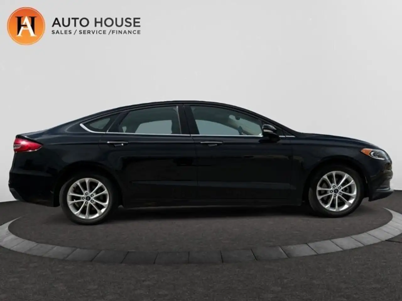 Ford Fusion Hybrid снимка Ford Fusion Hybrid